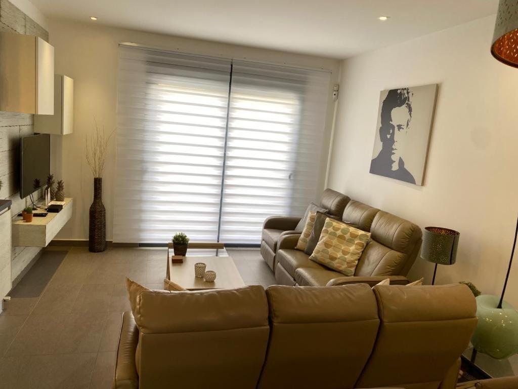 Villa La Valiente Roca โรฮาเลส ภายนอก รูปภาพ